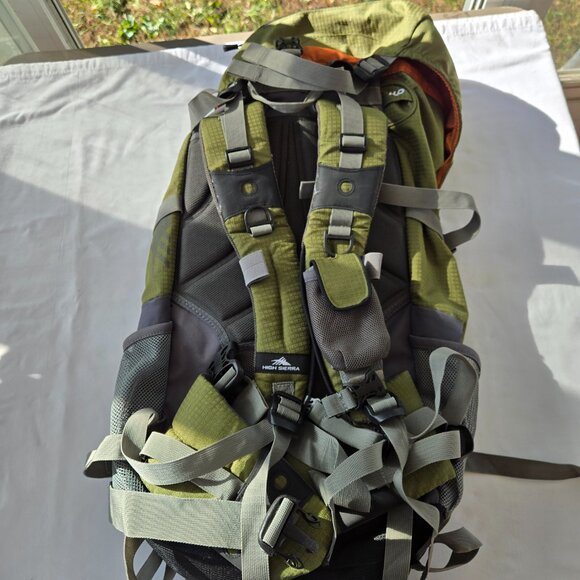 High Sierra Summit 45 Green and Gray Internal Frame Backpack - Picture 3 of 11